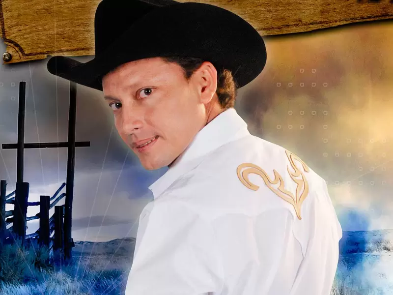 Giovanny Ayala Giovanny Ayala