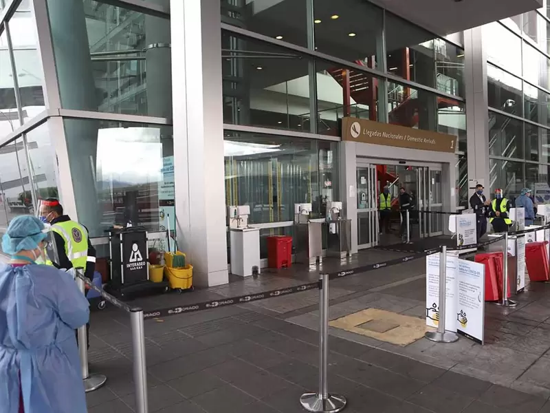 Aeropuerto El Dorado / Coronavirus en Bogotá