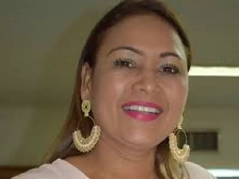 Alcaldesa de Sucre, sancionada tres meses