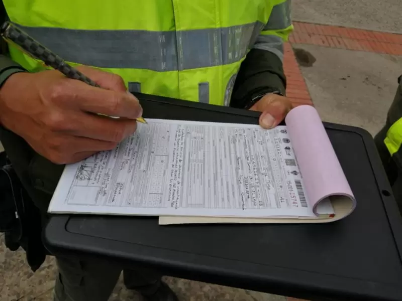 Multas por orinar en Colombia Multas por orinar en Colombia