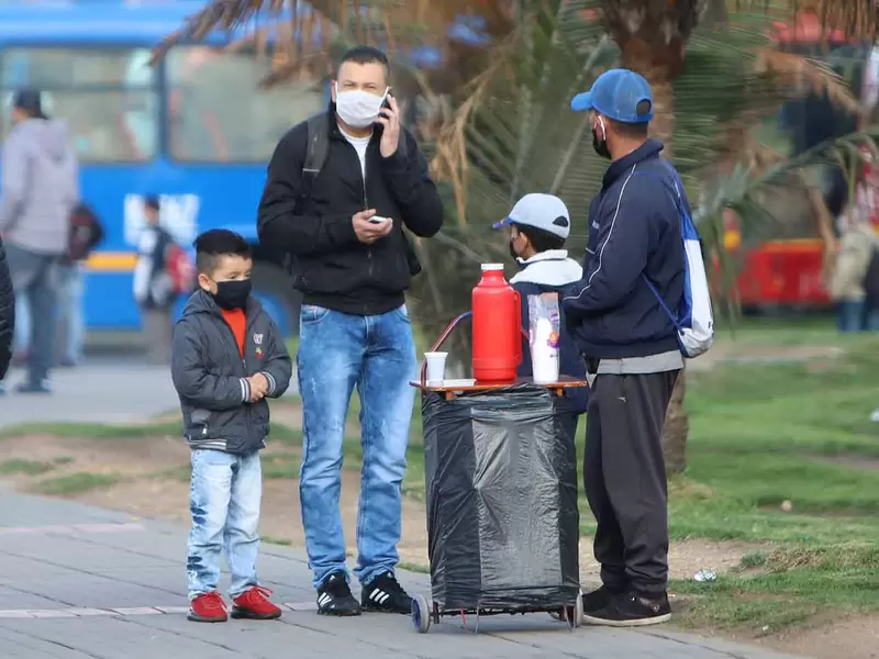 Menores de edad vuelven a la calle en cuarentena / Coronavirus en Colombia