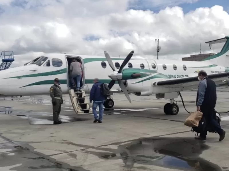 avión Policia