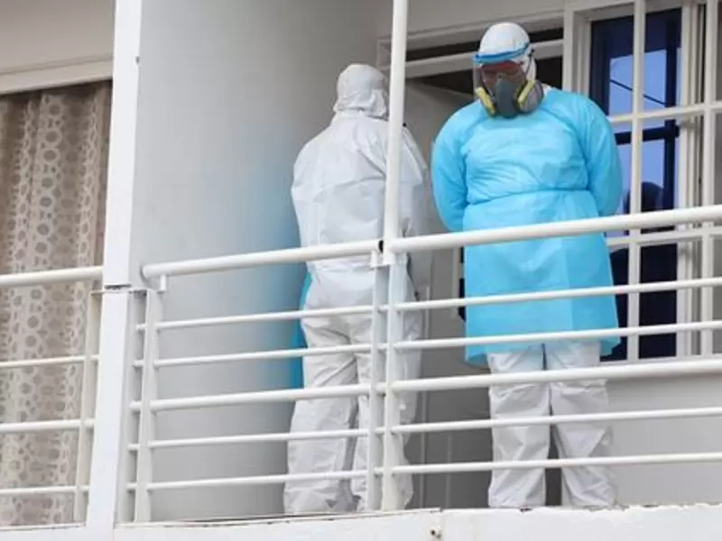 Autoridades visitaron a 10 integrantes de una familia contagiados