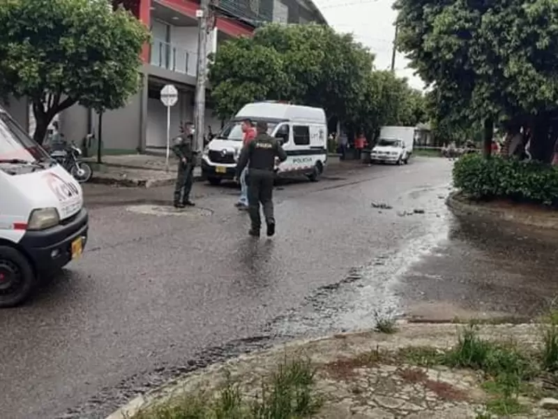 Policía, granada, atentado