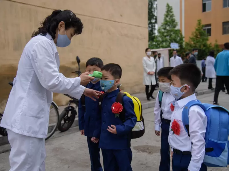 Regreso de niños a colegios / Coronavirus en Corea del Norte