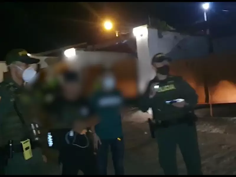 Estaban violando el toque de queda y ley seca establecido por el departamento.