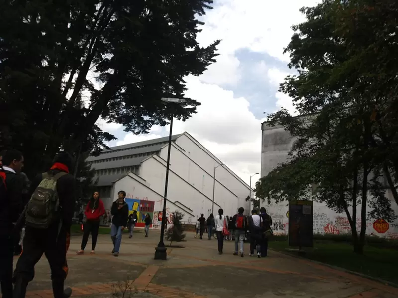 Universidad Nacional