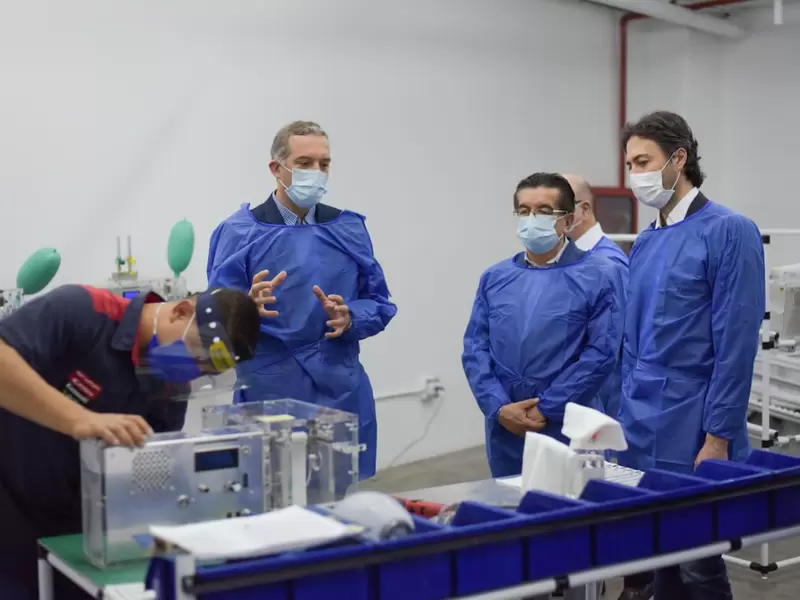 Visita del ministro de Salud, Fernando Ruiz