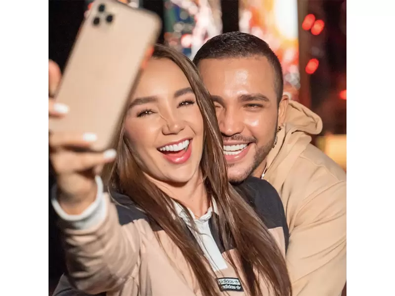Jessi Uribe y Paola Jara