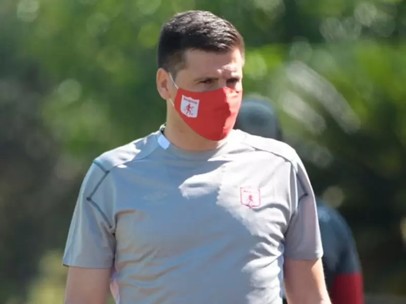 Juan Cruz Real, técnico del América Juan Cruz Real, técnico del América