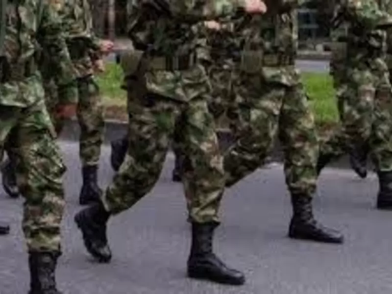 Militares