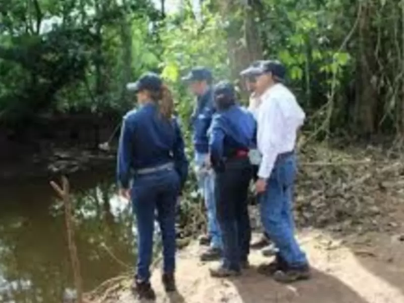 Las trazas de crudo fueron evidenciadas por los pescadores.