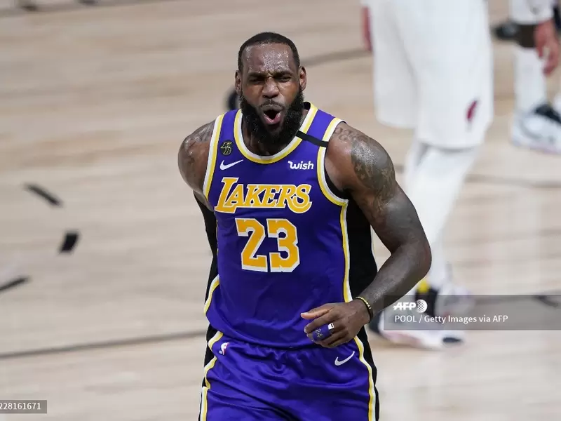 Lebron James, Lakers