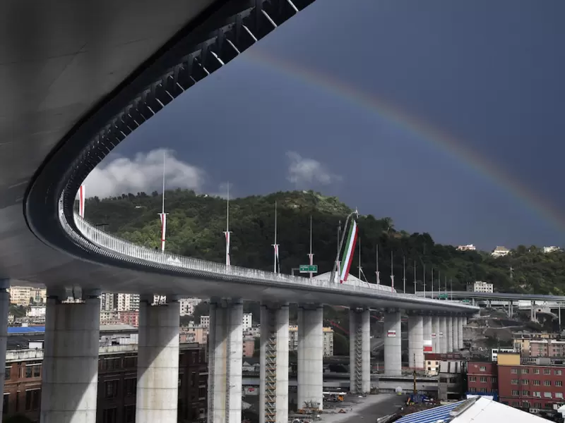 Nuevo puente de Génova en Italia