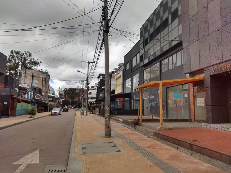 La COVID-19 dejó sin oxígeno a bares y restaurantes en Bogotá