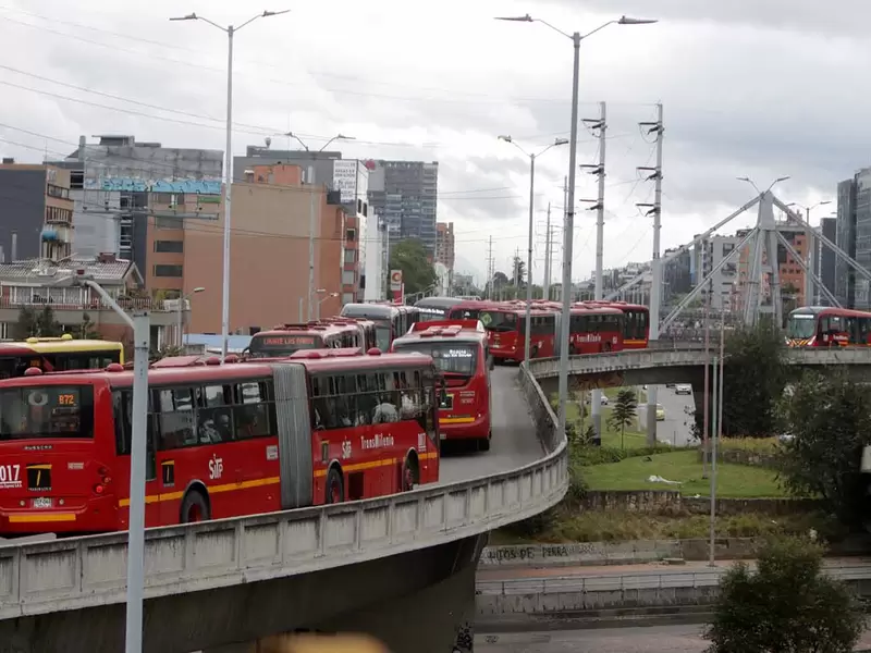 Nueva normalidad en Transmilenio / Transporte público en tiempos de coronavirus