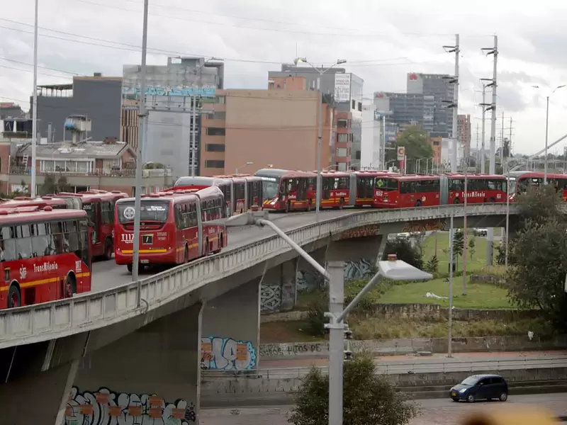 Nueva normalidad en Transmilenio / Transporte público en tiempos de coronavirus