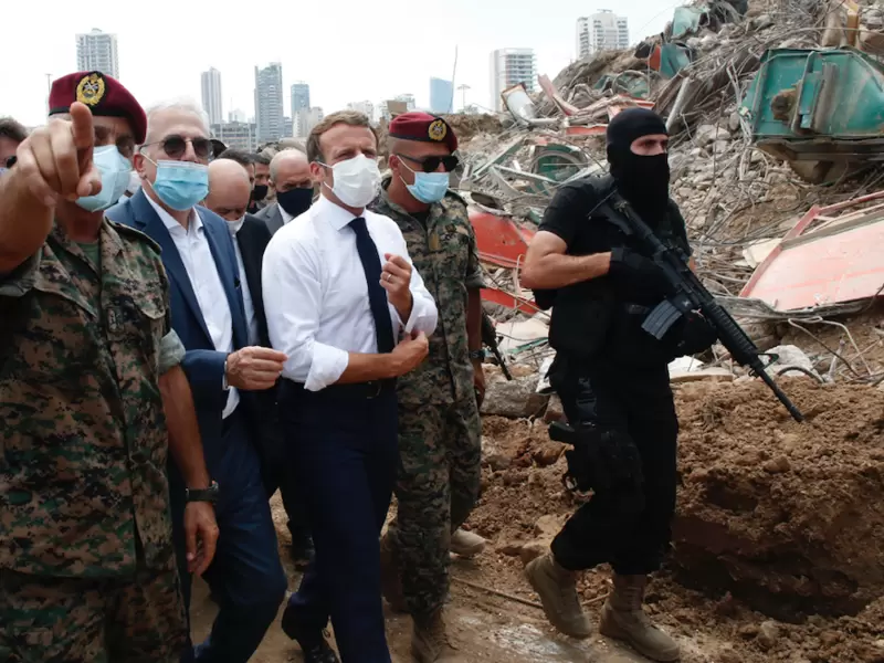 Presidente de Francia, Emmanuel Macron, visita Beirut