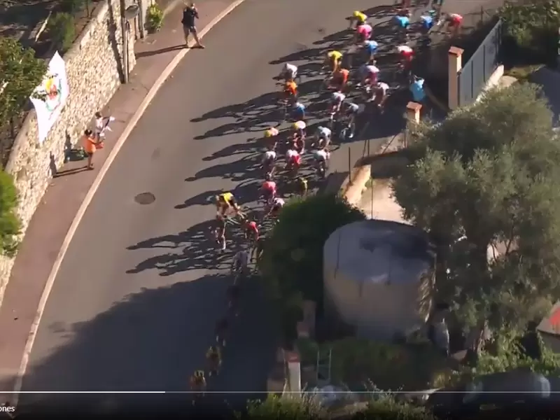 Dumoulin se cayó en la etapa 2 del Tour de Francia