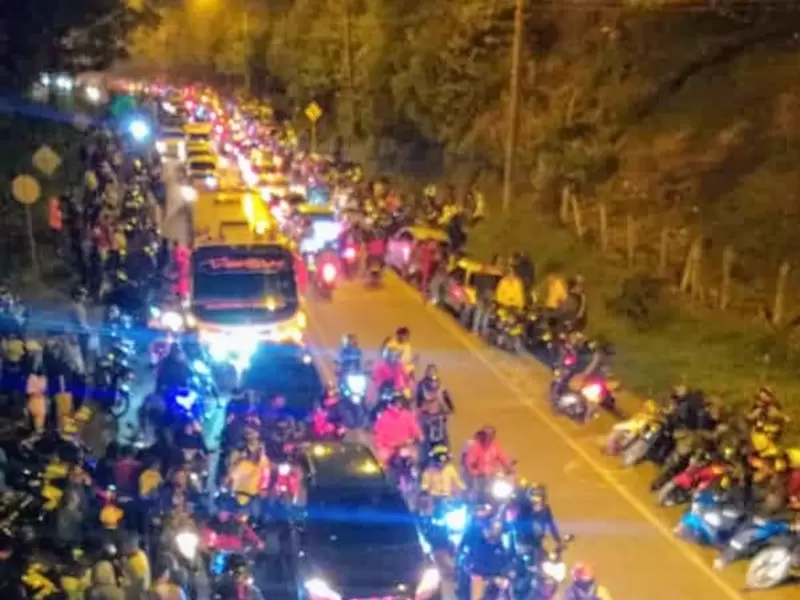 Trancón de seis horas