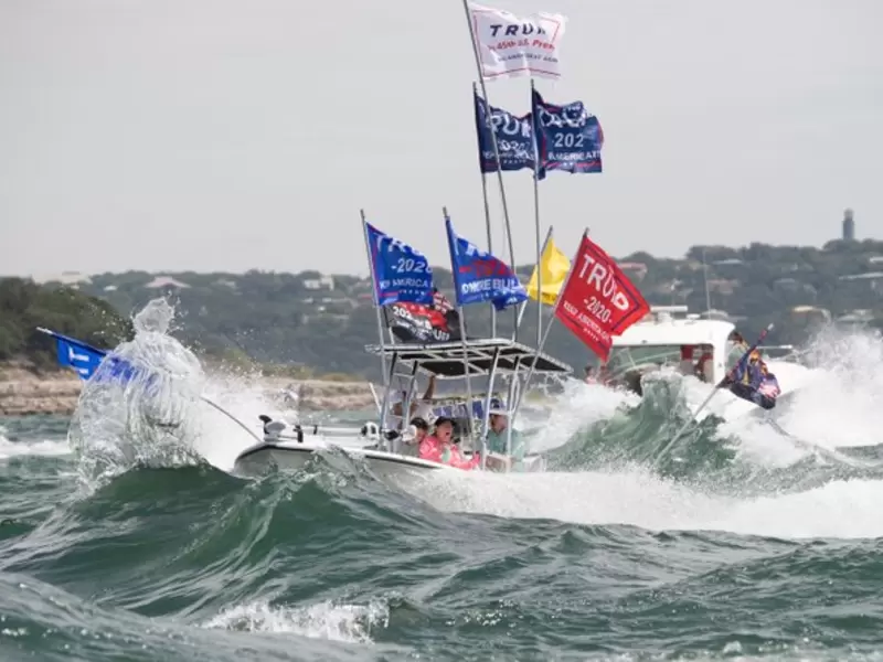 Botes en Lake Travis Botes en Lake Travis