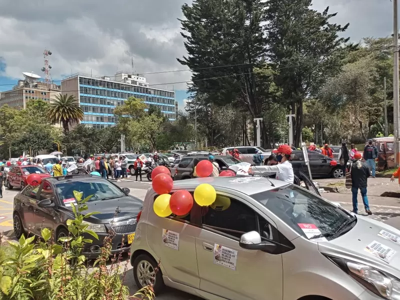 Caravana de protesta en Bogotá