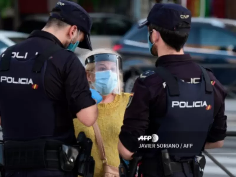 Policía España Coronavirus