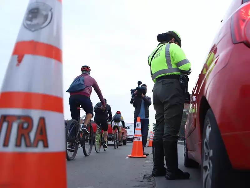 Multas a quienes incumplen pico y placa en Bogotá