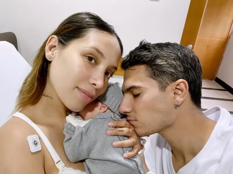 Pipe bueno y Luisa Fernanda W hijo de Pipe bueno y Luisa Fernanda W