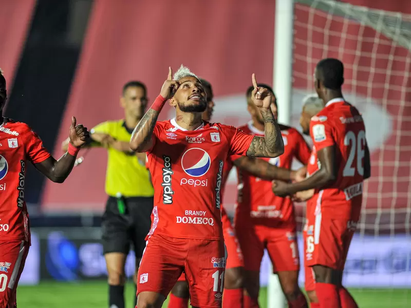 AMÉRICA DE CALI DERROTÓ A SANTA FE AMÉRICA DE CALI DERROTÓ A SANTA FE