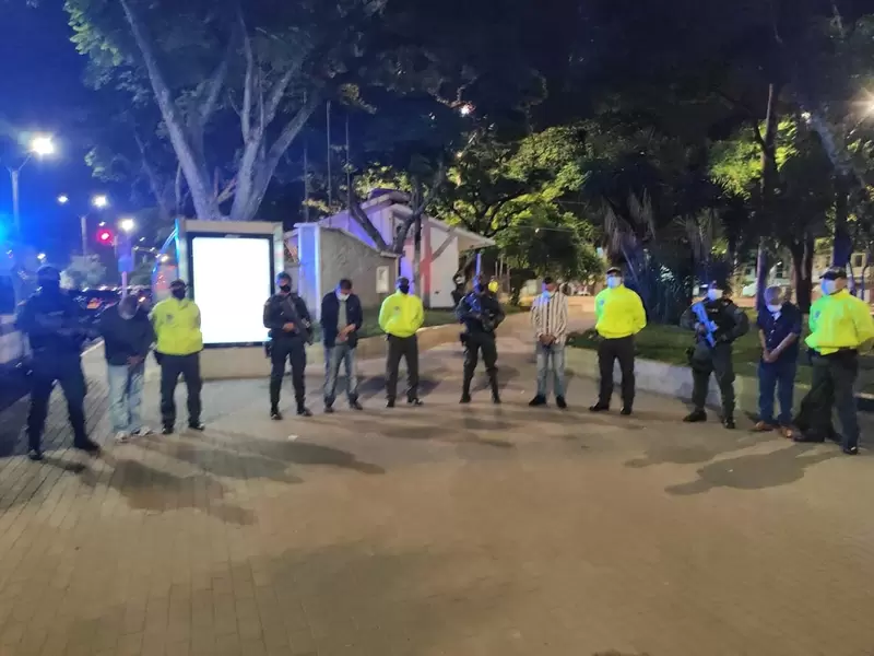 Los hurtos que cometían estas personas quedaron registrados en vídeos que circulaban por redes sociales.