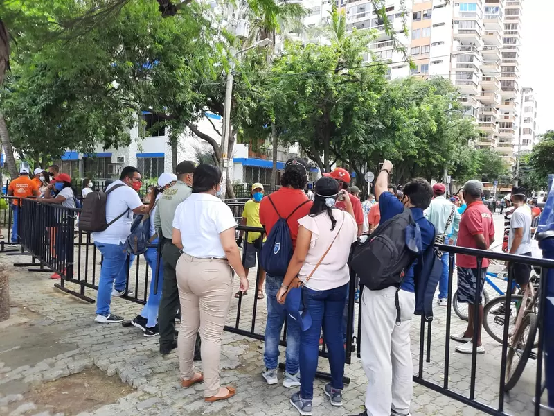 Regresa el pico y cédula para las diversas actividades comerciales en Santa Marta para evitar aglomeraciones