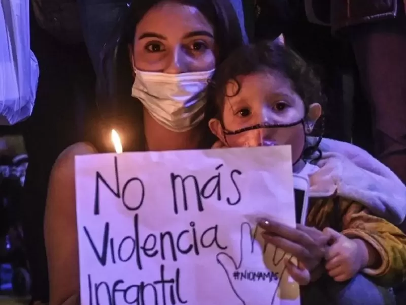 Violencia contra los niños - protesta.