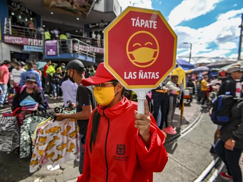 Coronavirus en Bogotá - Campaña para evitar contagios en San Victorino