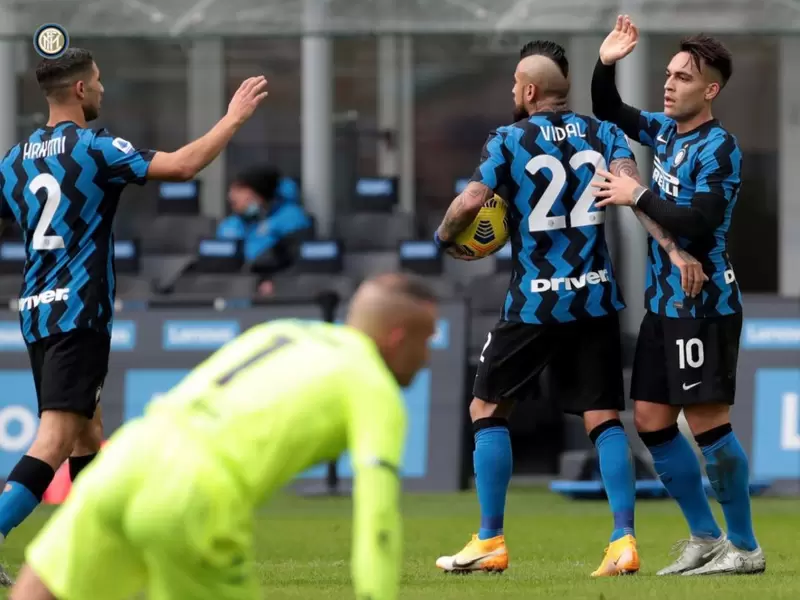 INTER DE MILÁN INTER DE MILÁN