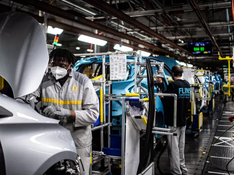Producción de carros Renault
