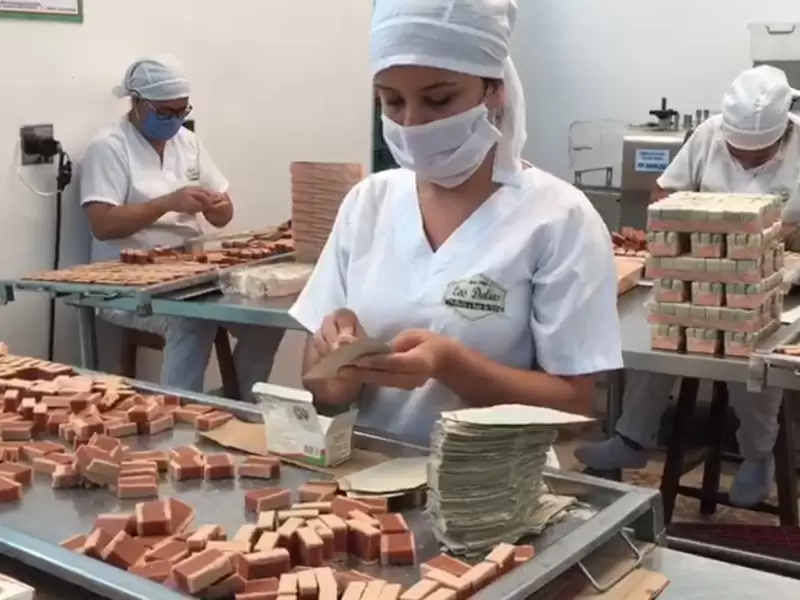 Aumento de escasez de agua afecta producción del bocadillo