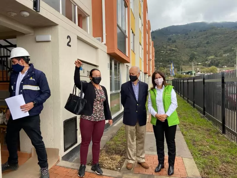 Entrega de viviendas en Tenjo, Cundinamarca