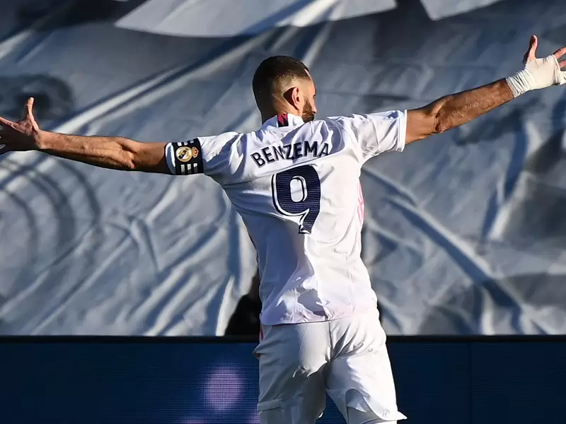 Benzema marcó gol con Real Madrid Benzema marcó gol con Real Madrid