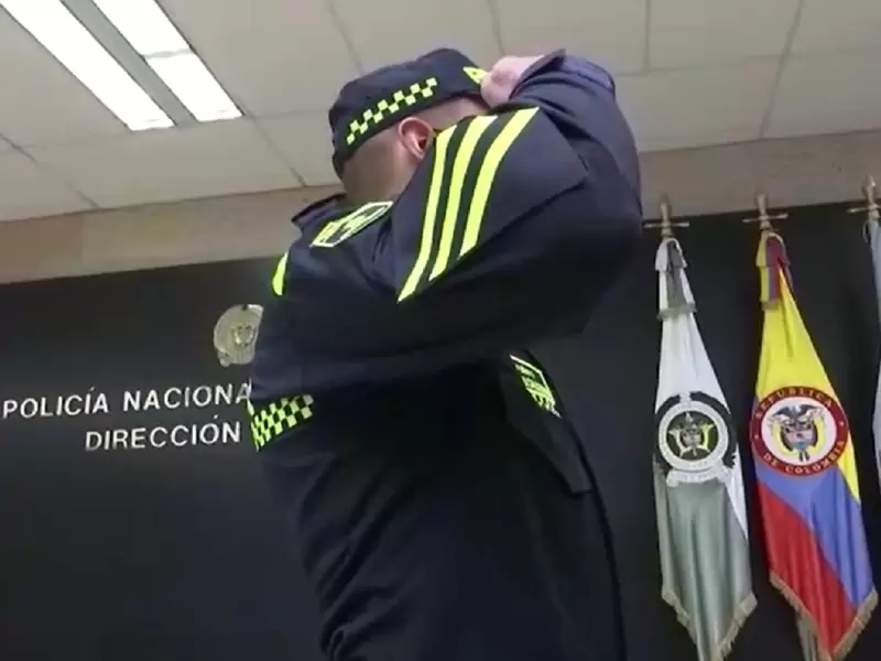 Nuevo uniforme de la Policía de Colombia Nuevo uniforme de la Policía de Colombia