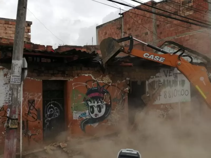 Demolición olla