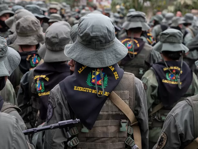 Militares venezolanos están enfrentados con disidencias de las Farc.