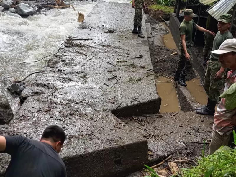 Trabajos bocatoma Pueblo Rico (Risaralda)
