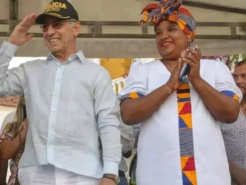 Alcalde y exprimera dama