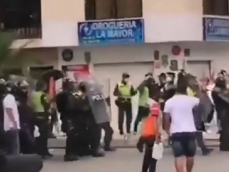 Siguen bloqueos