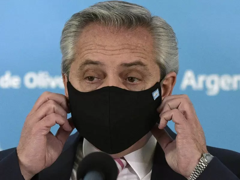 Alberto Fernández, presidente de Argentina, se contagió de covid-19