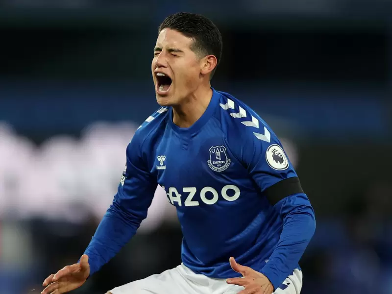 James - Everton 2021