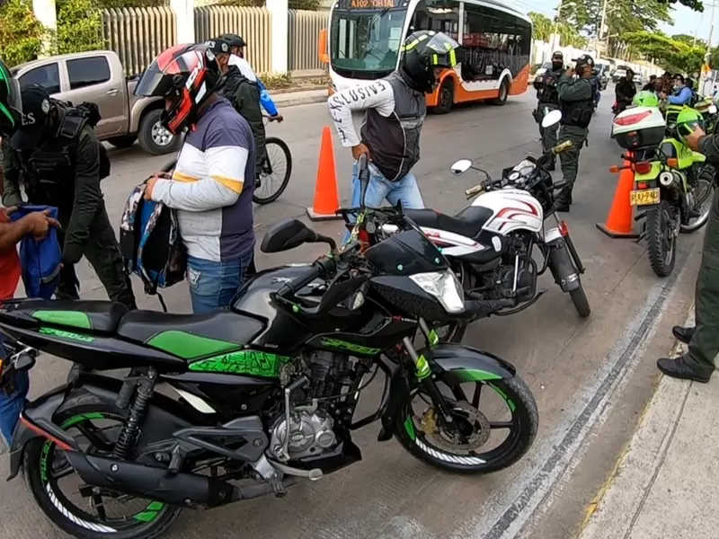 Verificación a los motores y documentación al día, fueron revisados