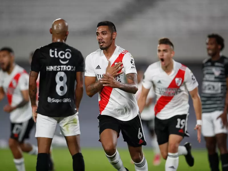 River Plate Vs. Junior