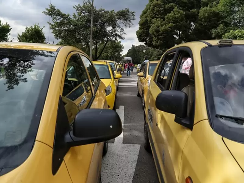 TAXISTAS TAXISTAS